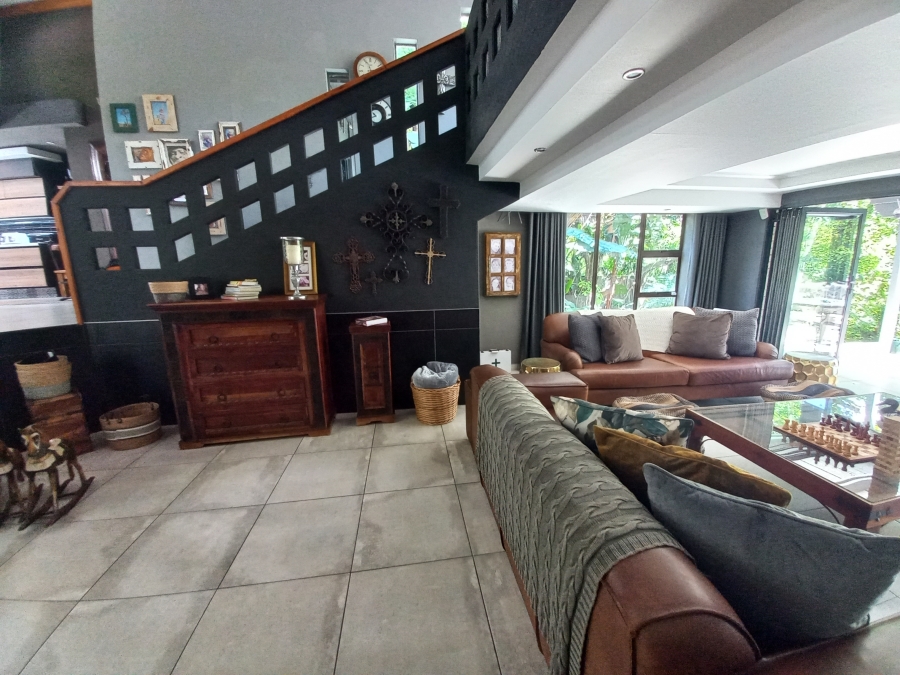 5 Bedroom Property for Sale in Protea Park North West